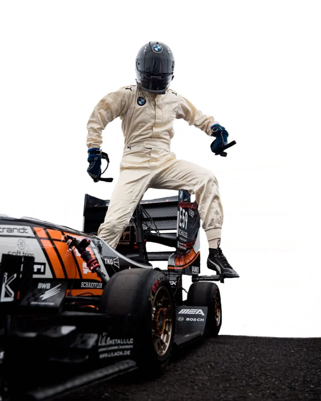 "We're now pushing to E-Scruti"
(FS Czech 2025, Scrutineering process)

Welcome to our series of posts looking back at this year’s @fsczech.

#elbflorace #formulastudent #engineering #automotiveengineering #competition #2025season #czechia #formulastudentczech